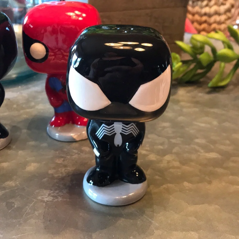 Funko Pop Spider-Man & Venom Salt & Pepper Shaker